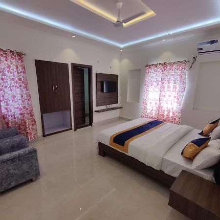Bhawana Hotel Агра Экстерьер фото