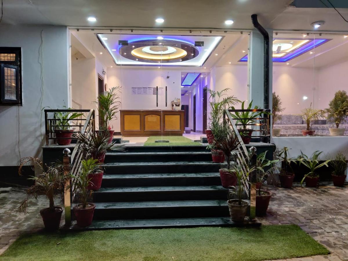 Bhawana Hotel Агра Экстерьер фото