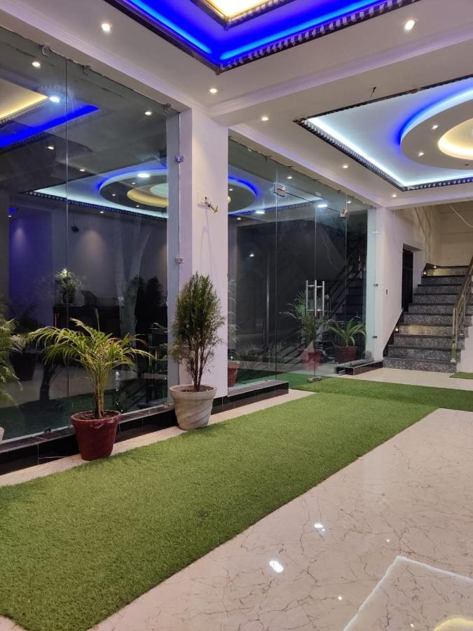 Bhawana Hotel Агра Экстерьер фото