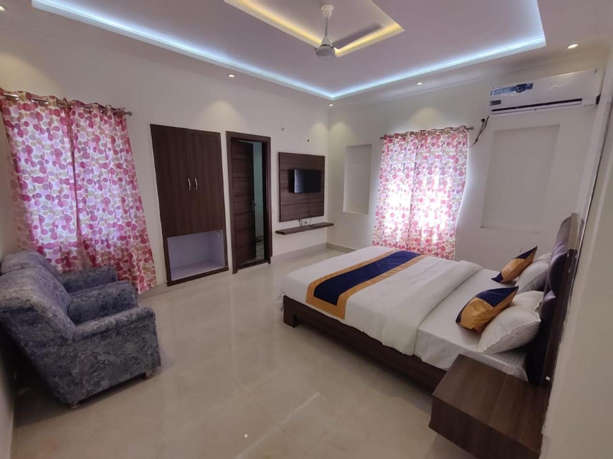 Bhawana Hotel Агра Экстерьер фото