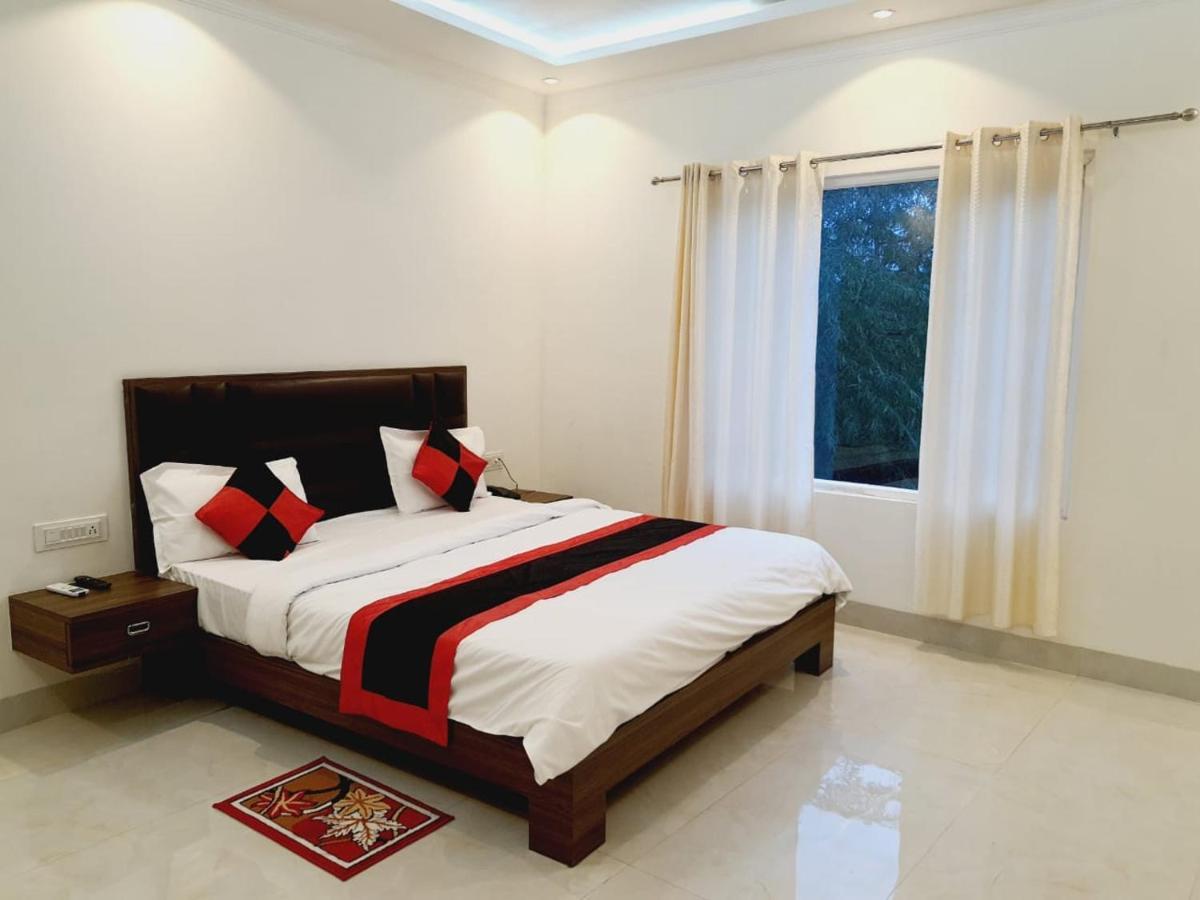 Bhawana Hotel Агра Экстерьер фото