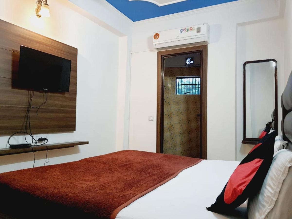 Bhawana Hotel Агра Экстерьер фото