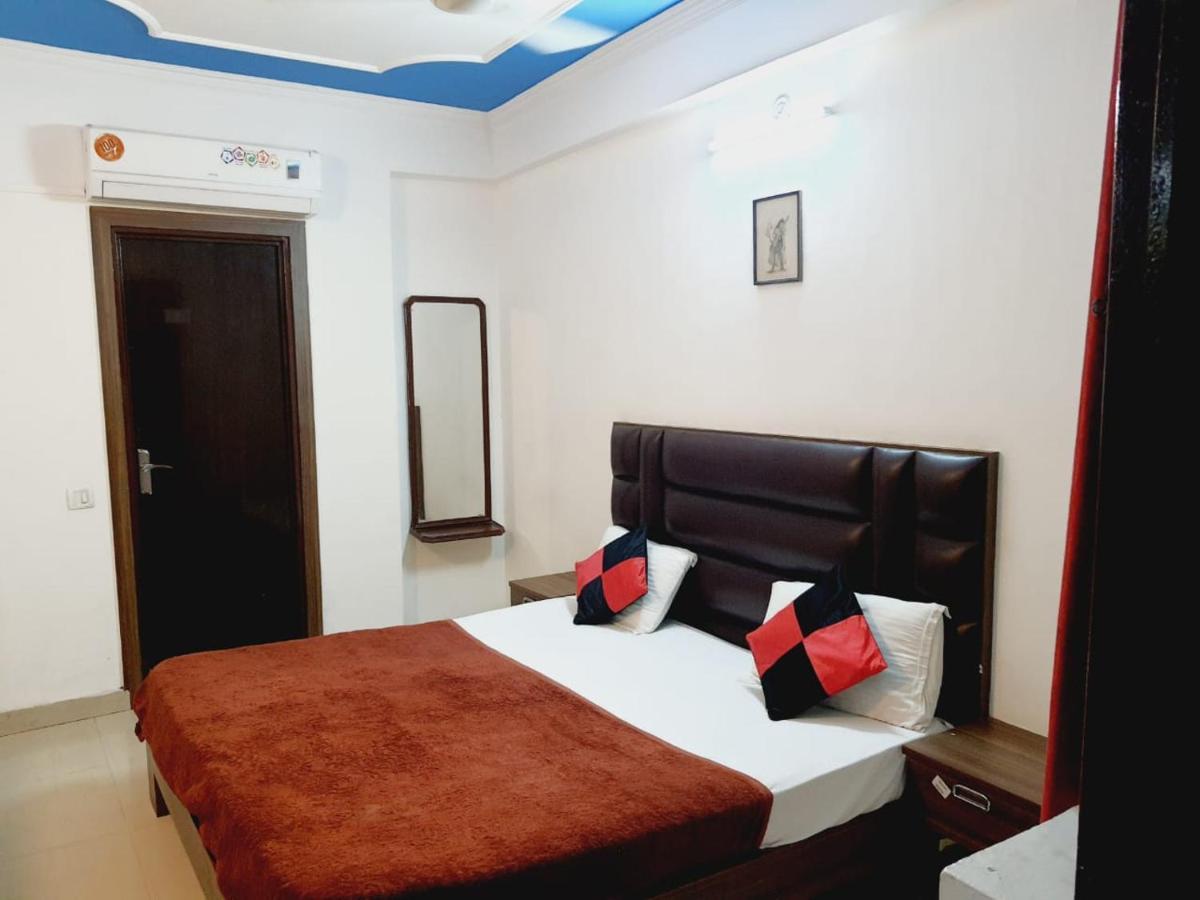 Bhawana Hotel Агра Экстерьер фото